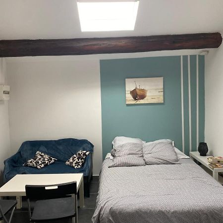 Studio Cosy 5 Mn De La Gare 10 Mn Des Plages Сет Екстер'єр фото